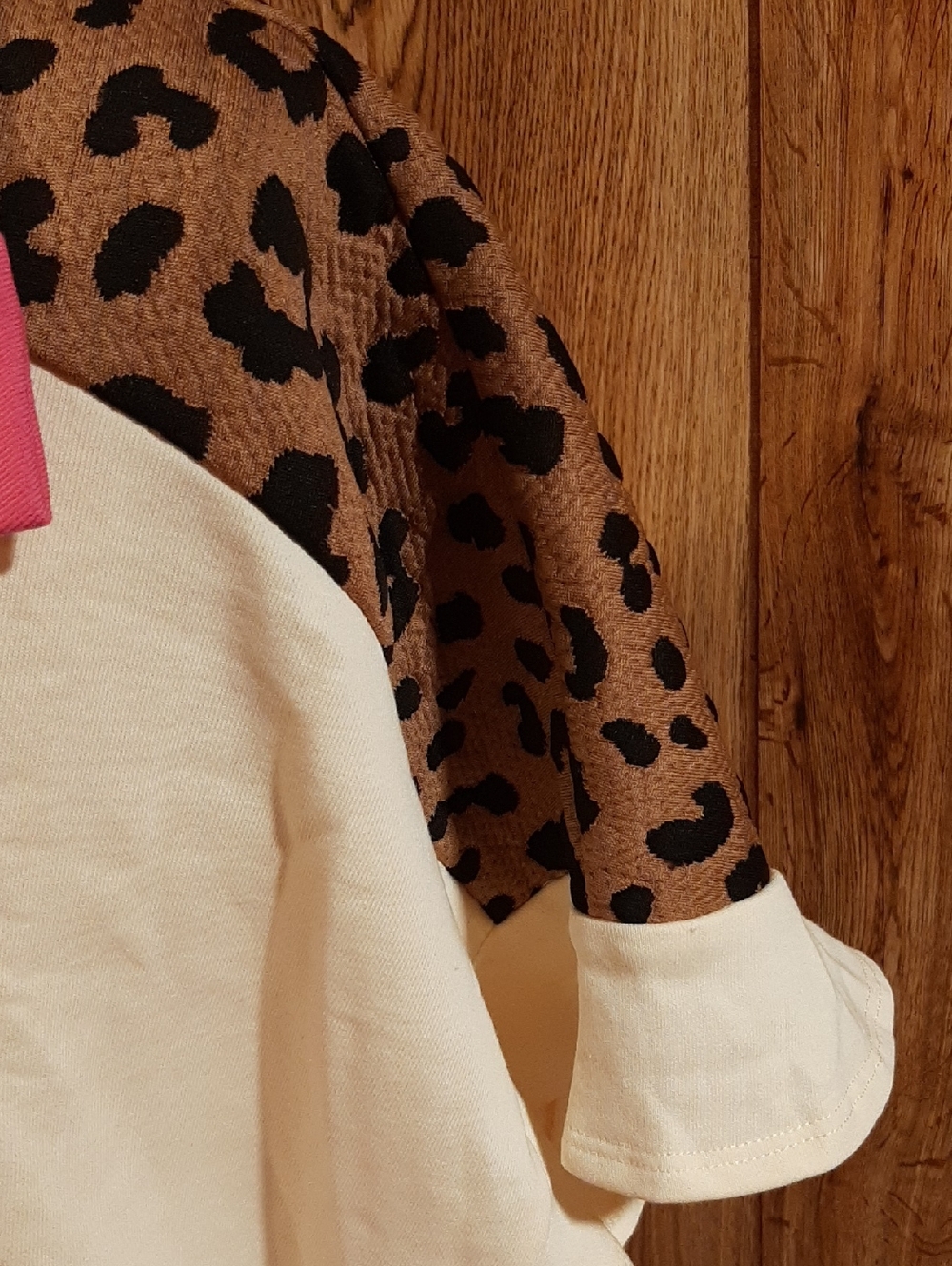 🥀NWT BiBi Cheetah Flutter-Sleeve Snap Front Short-Sleeve Top (XL)🥀 - Picture 3 of 7